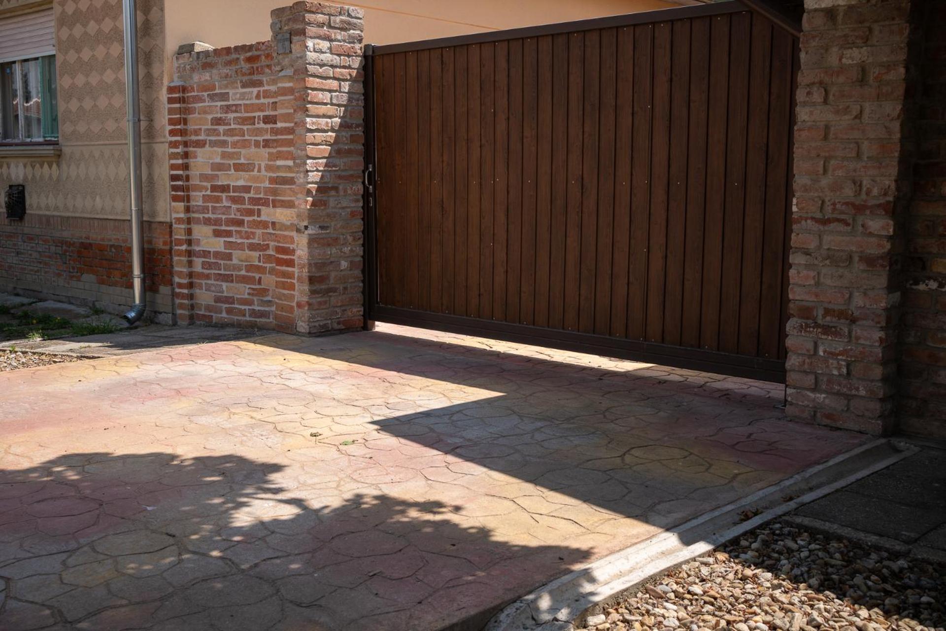 Holiday Apartmanhaz Gyula Exterior foto