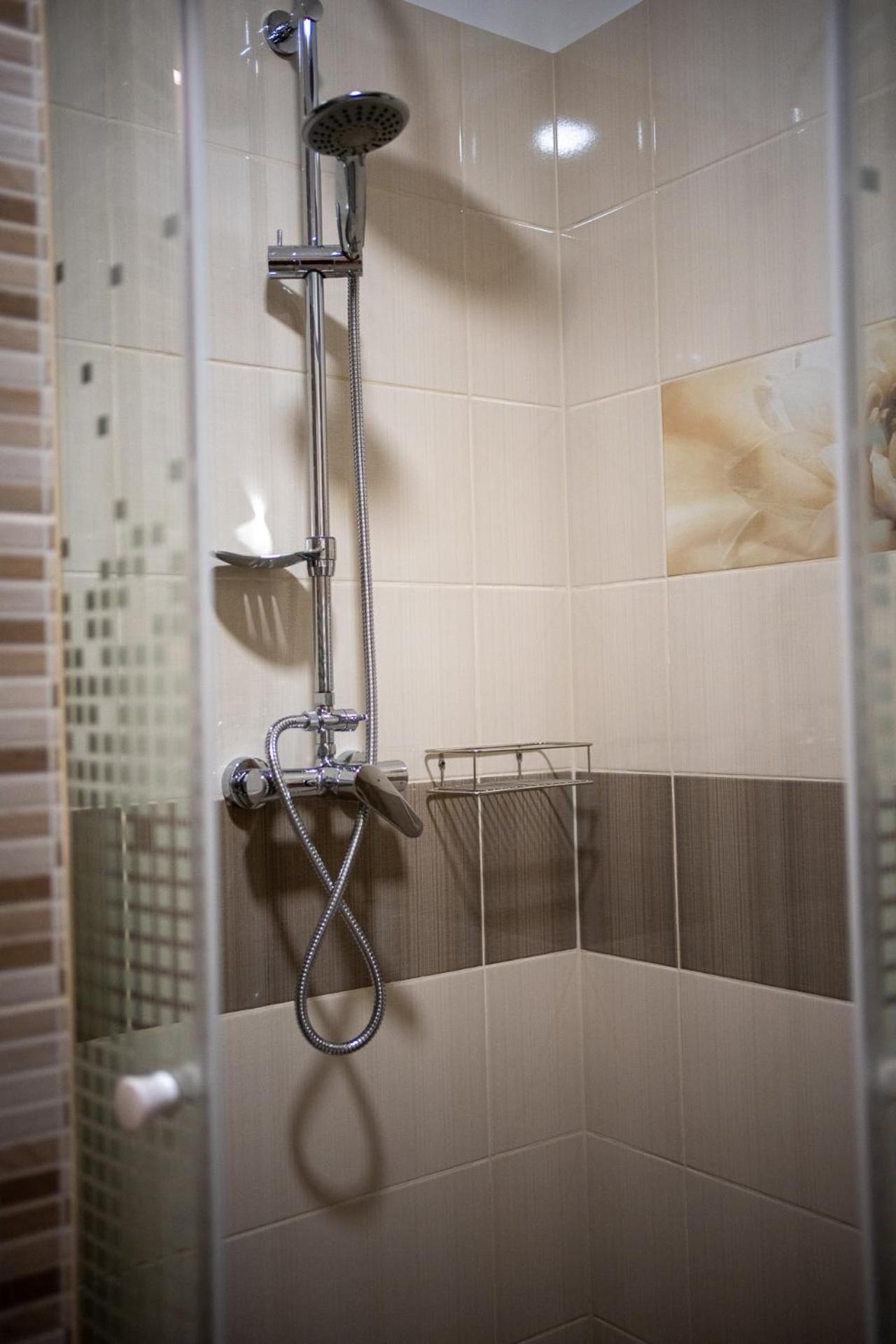 Holiday Apartmanhaz Gyula Exterior foto